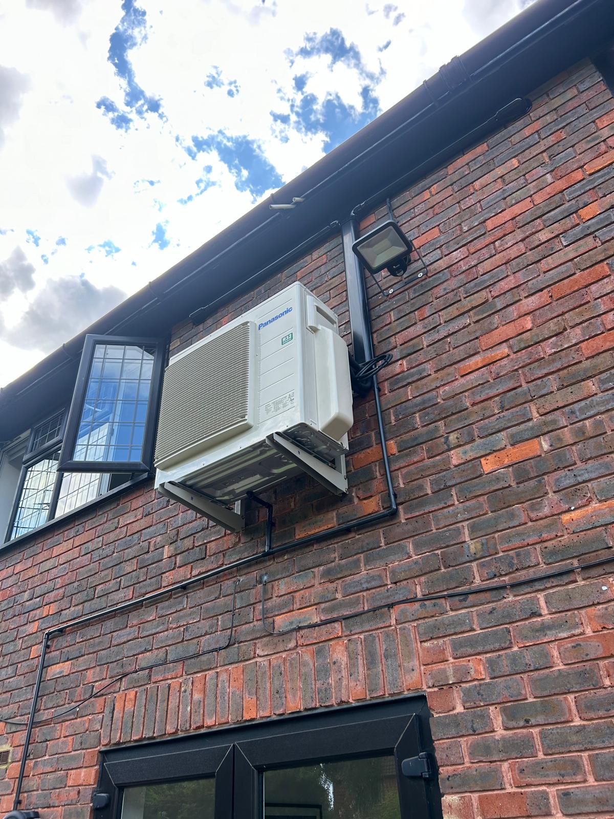 Fault Finding & Servicing